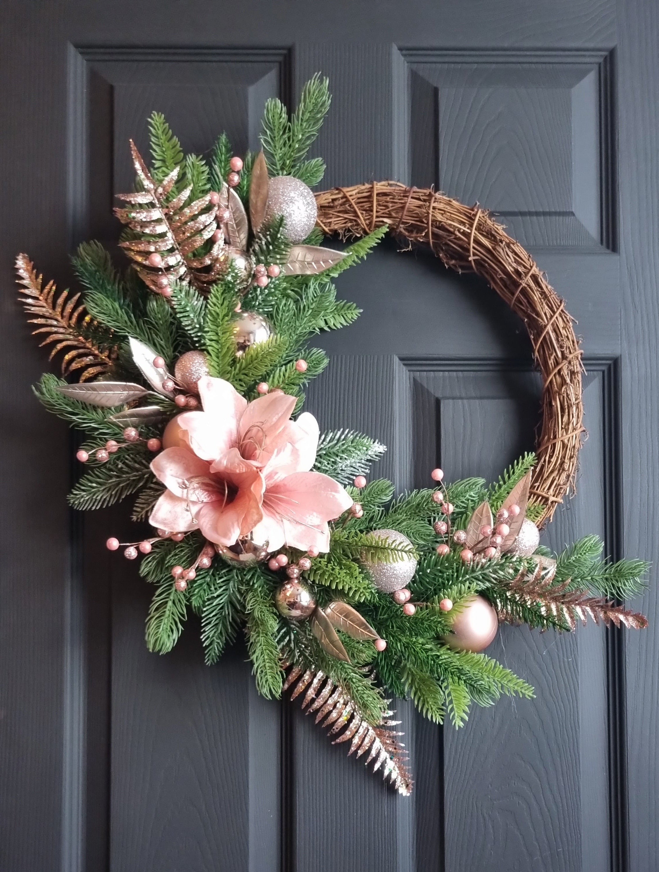 Deluxe Pink Christmas Wreath deals