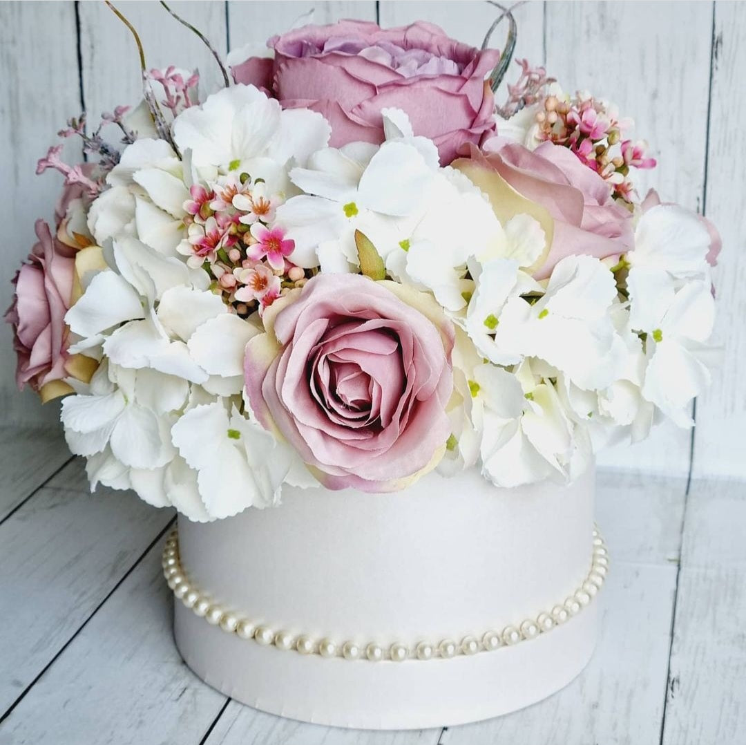 Luxury white hydrangea and pink rose hatbox.